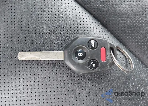 2013 Subaru Outback 2.5I Limited из США, поврежденный, VIN 4S4BRCLC8D3288324